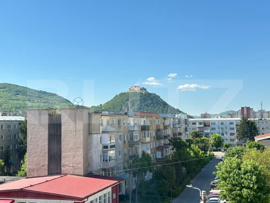 Vand apartament cu 2 camere in Deva, zona Gojdu et. 3, amenajat