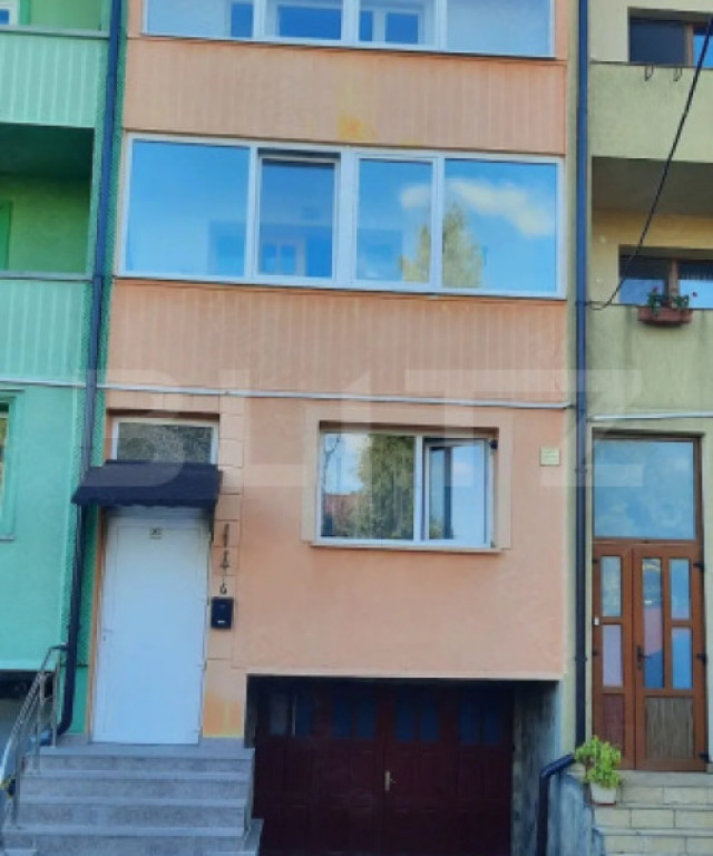 Casă 6 camere, S construita 375 mp, zona Zamca