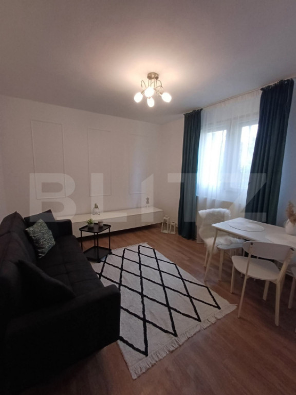 Apartament cu 2 camere de închiriat- zona Sfânta Vineri