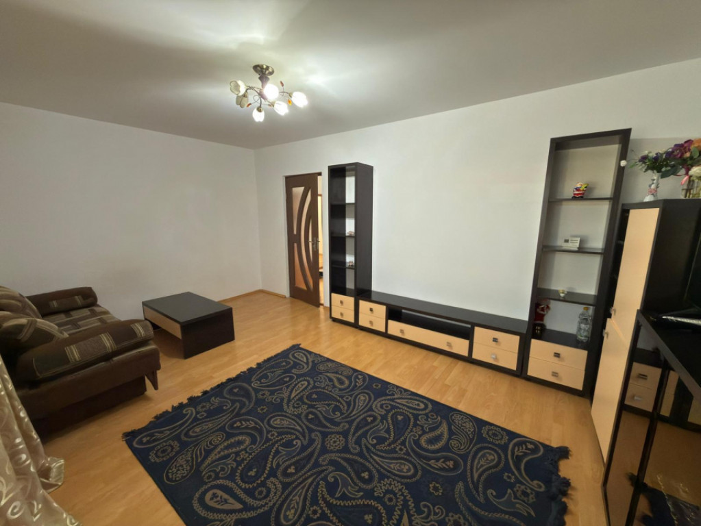 Apartament cu 2 camere de inchiriat- Malu Rosu.