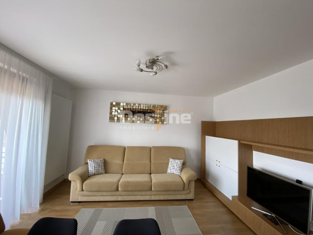 Apartament cu 2 camere, cu balcon si loc de parcare privat,