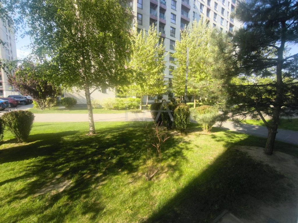 Apartament 4 camere, Politehnica