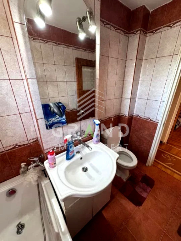 2 camere decomandat | 45 mp+balcon | Etaj 5/10 | Lift | Box?