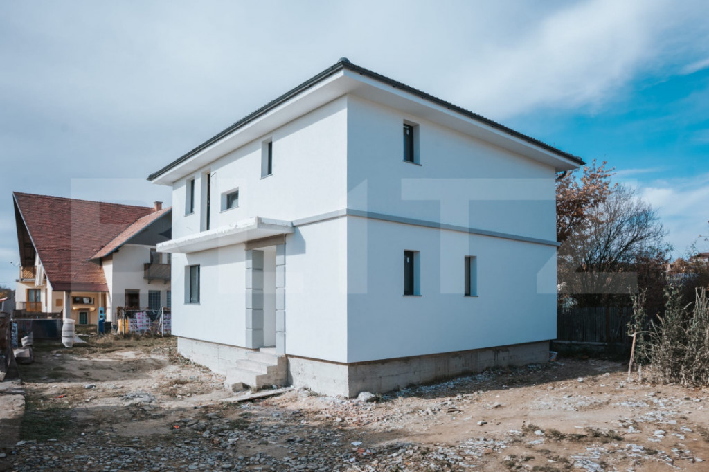 Casă modernă individuală, 120 mp utili, 3 dormitoare, 3 b