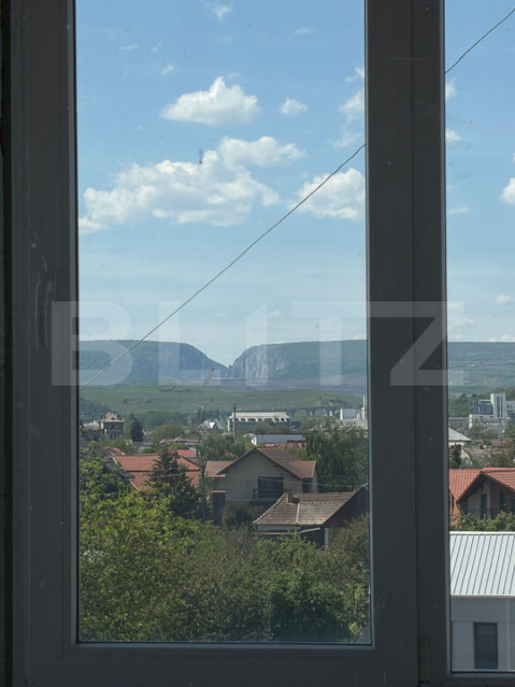 Apartament cu 3 camere,64, etaj 3, zona Micro 1