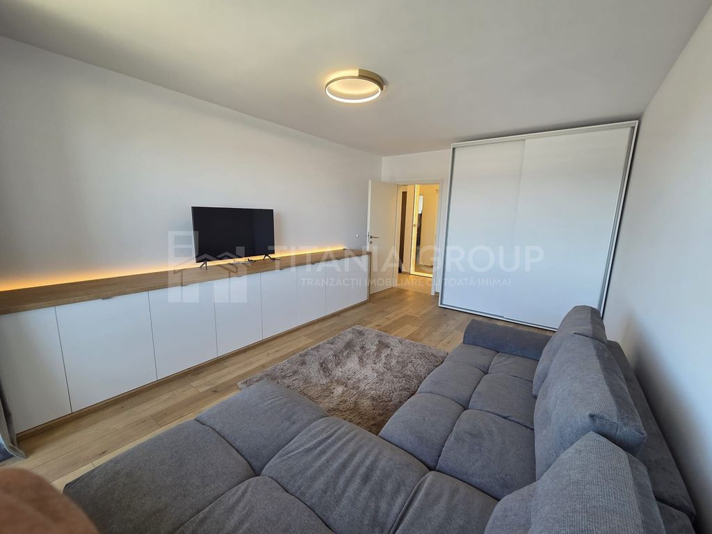 Apartament 3 camere, parcare, prima inchiriere, totul nou