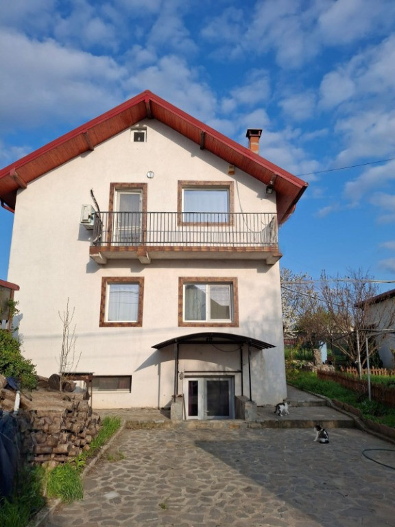 Vând casa in Serbestii Vechi, comuna Sendreni, construită in anul 2016