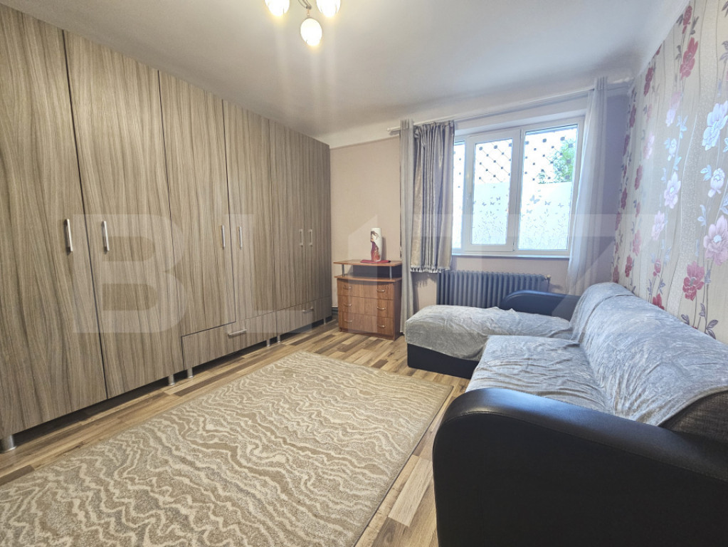Apartament 2 camere, 40 mp, zona Podul Ros (Sindicate)