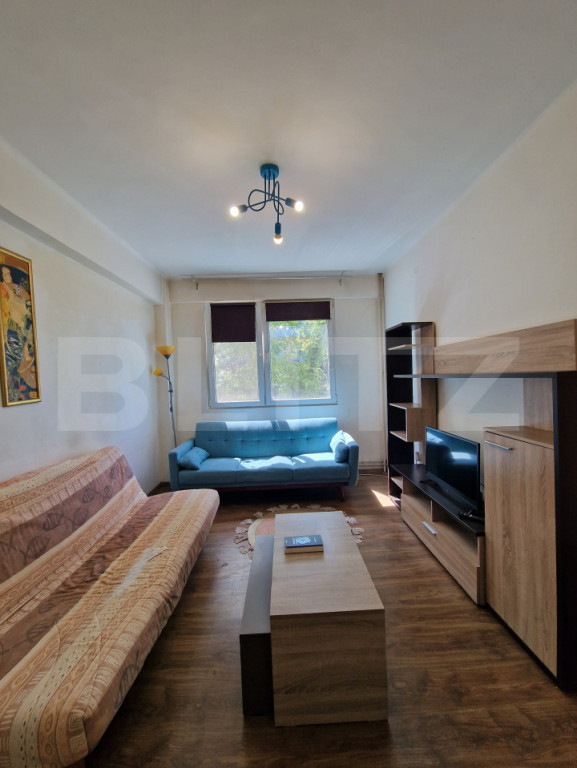 Apartament cu 2 camere, 42 mp, etaj intermediar, zona Horea