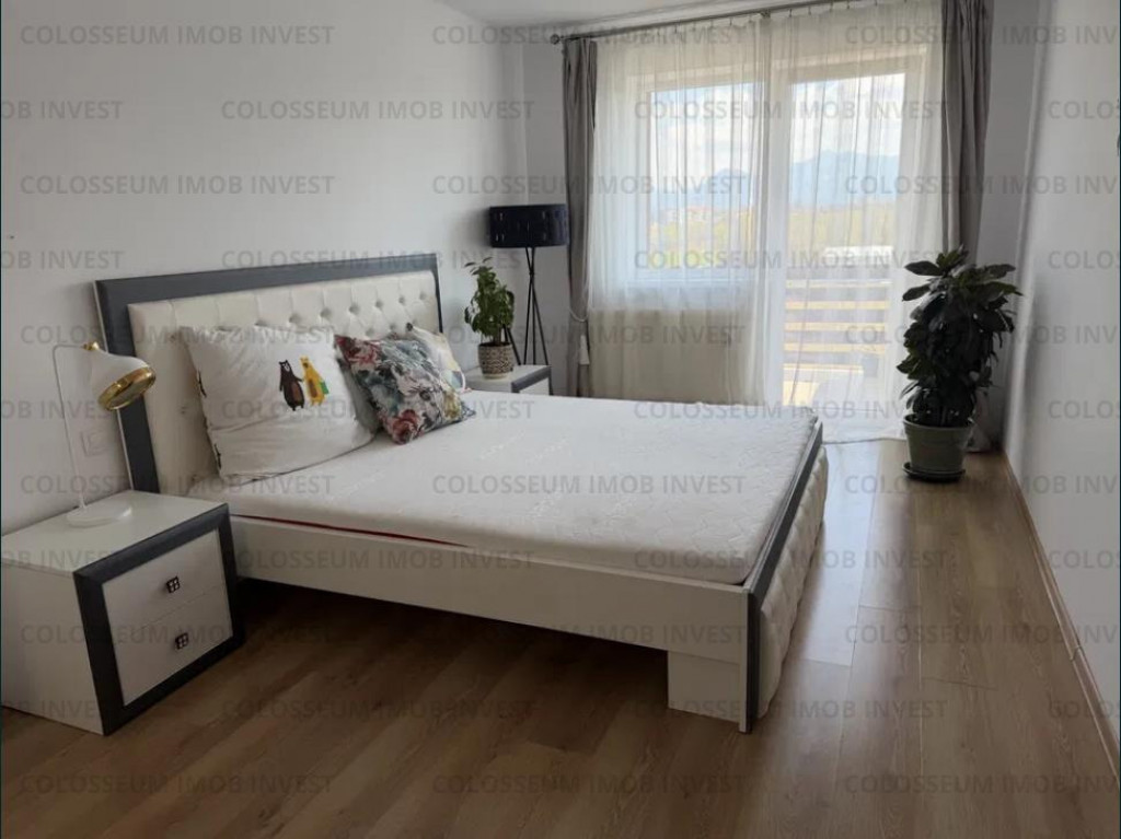 Apartament 3 camere, decomandat - zona Sanpetru