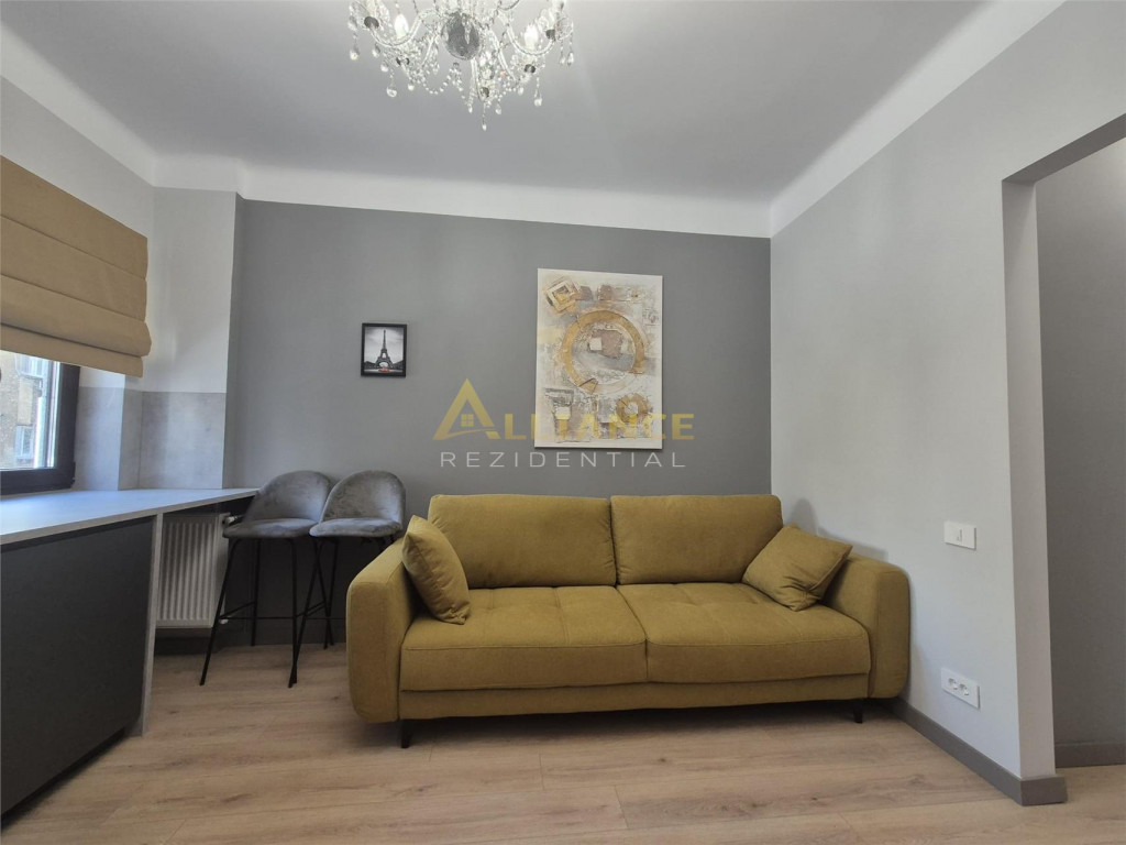 Apartament cu 2 camere | La 8 minute de Universitate | Compl