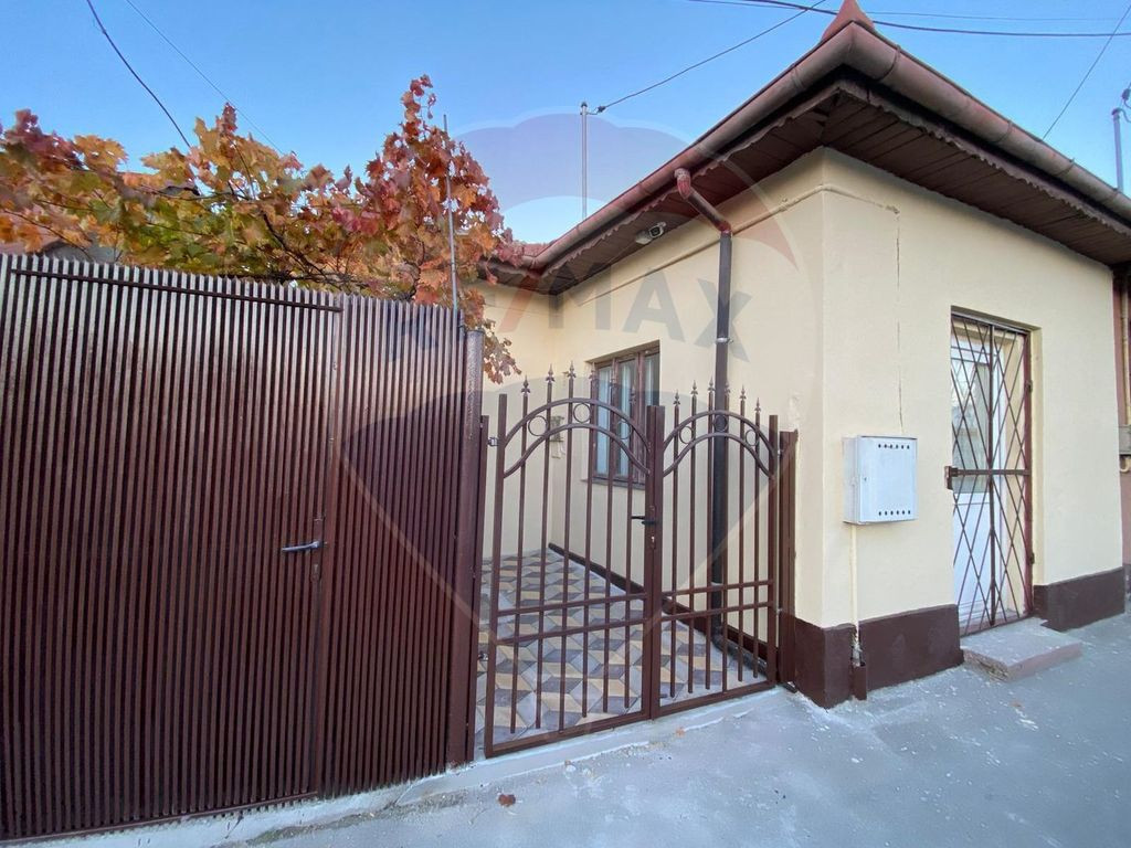 Spațiu comercial de 20mp de închiriat în zona Brestei