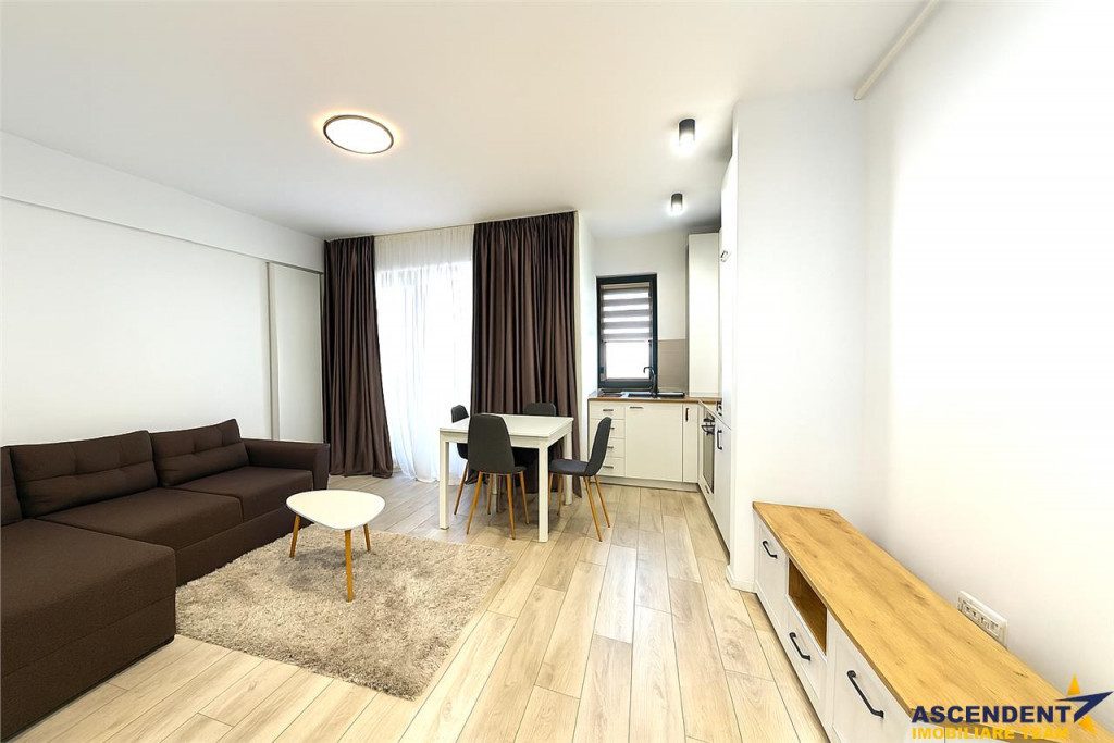 Apartament spatios,60 mp utili balcon, parcare, Transilvania