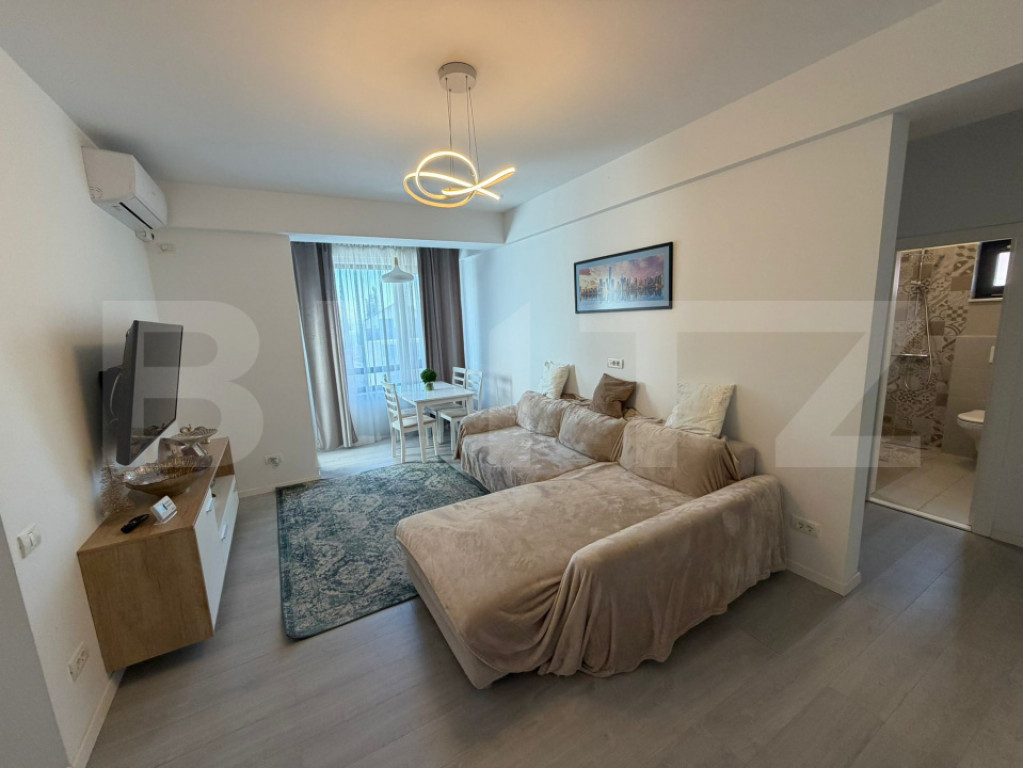 Apartament 3 camere open space, 71.5 mp, zona Calea Severinu