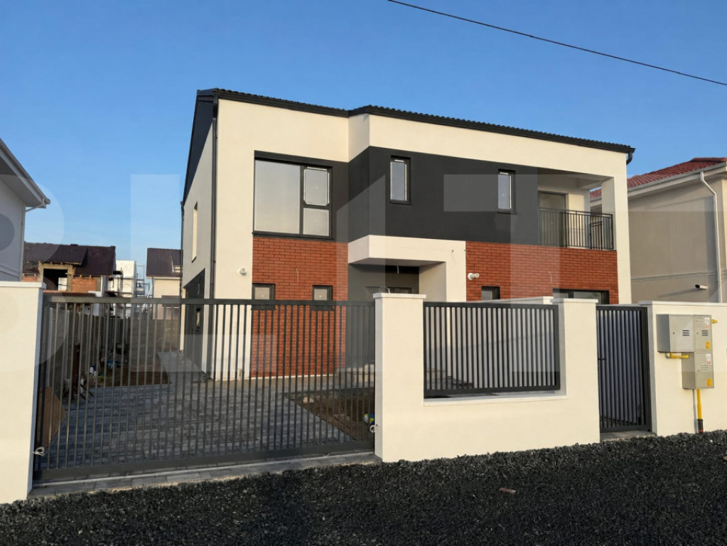 Duplex 4 camere 3 bai Mosnita Noua
