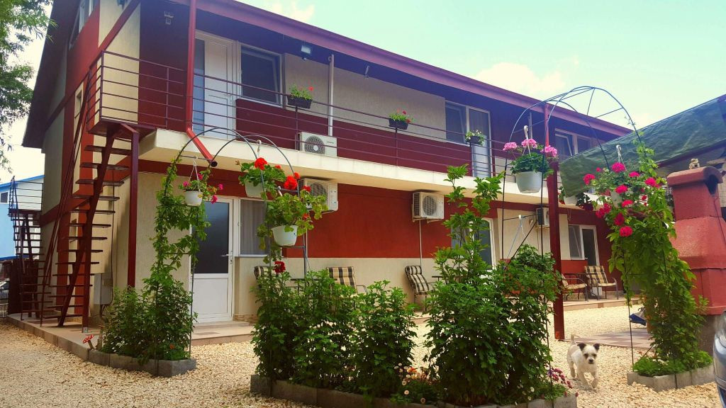 Casa de 300 mp, amplasata pe teren de 500 mp, Mamaia Nord