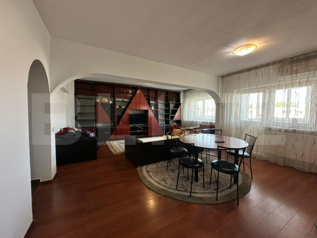 Apartament , 49 mp Calea Bucuresti, Zona Rotonda