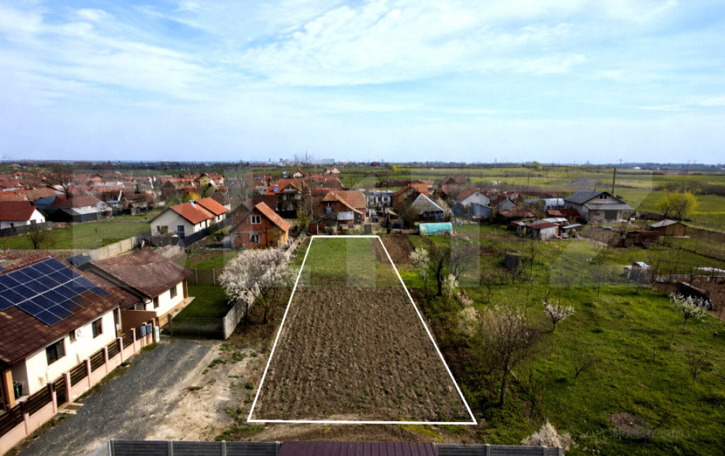 Teren arabil, 25 ha, Sinmihaiul Roman
