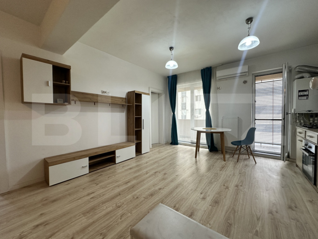 Apartament de vanzare, cu 2 camere, 57 mp, zona Craiovita
