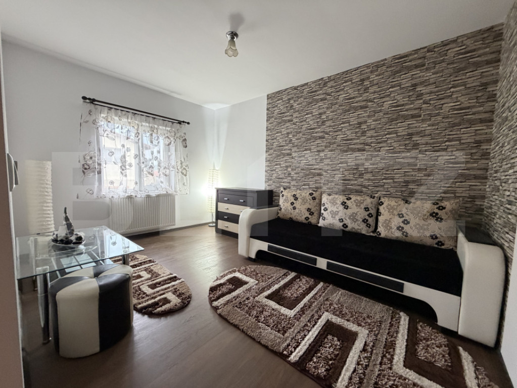Apartament cu 2 camere, utilat și mobilat