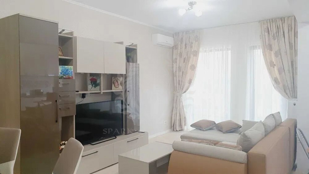 //2 CAMERE// LOC DE PARCARE// MRS SMART//