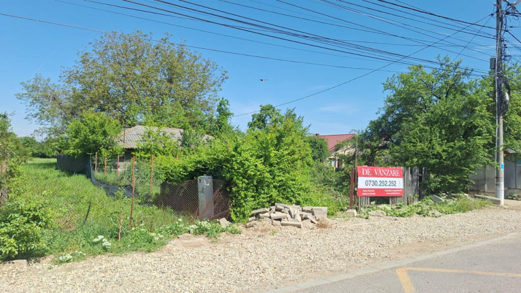 Teren de 500mp cu deschidere dublă 14/35m, strada principal