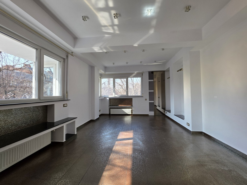 Studio nedecomandat, 40 mp, etaj 2, Bulevardul Carol I