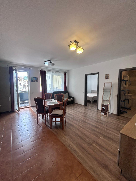Apartament de 2 camere, zona Kik , Floresti
