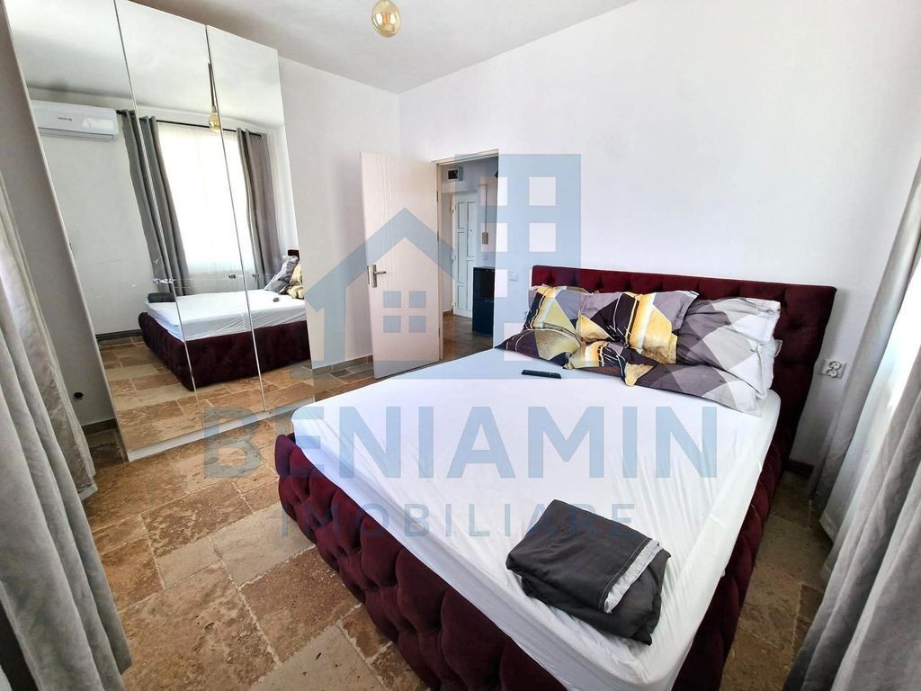 2 decomandat - centrala proprie - mobilat - utilat - Engl...