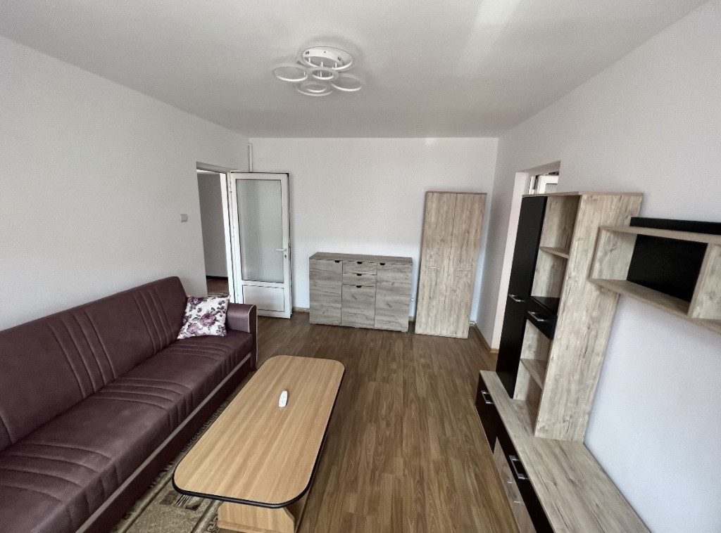 Apartament cu 2 camere, Cetate-Bulevardul Transilvaniei