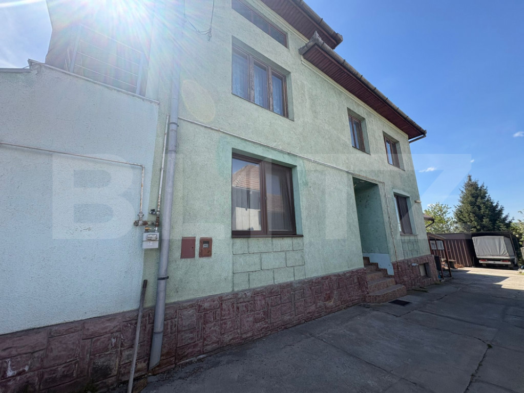 Casa de vacanta cu priveliste catre lac, 213 mp utili, 3500