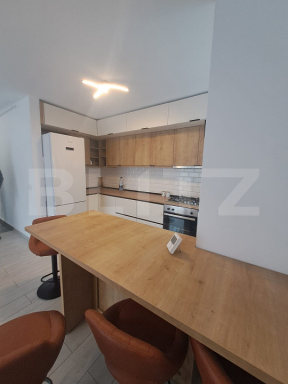 Studio lux Tractoru, impecabil, nou, cu parcare si boxa incl
