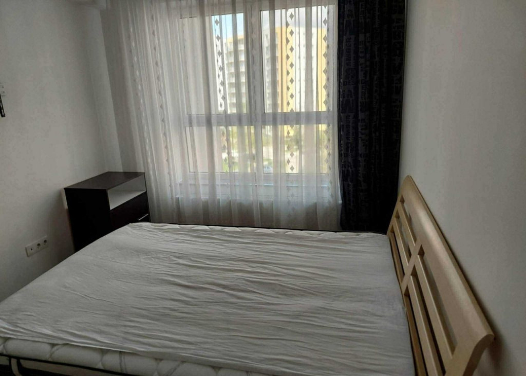 Apartament modern cu 2 camere și balcon generos | Zona B...
