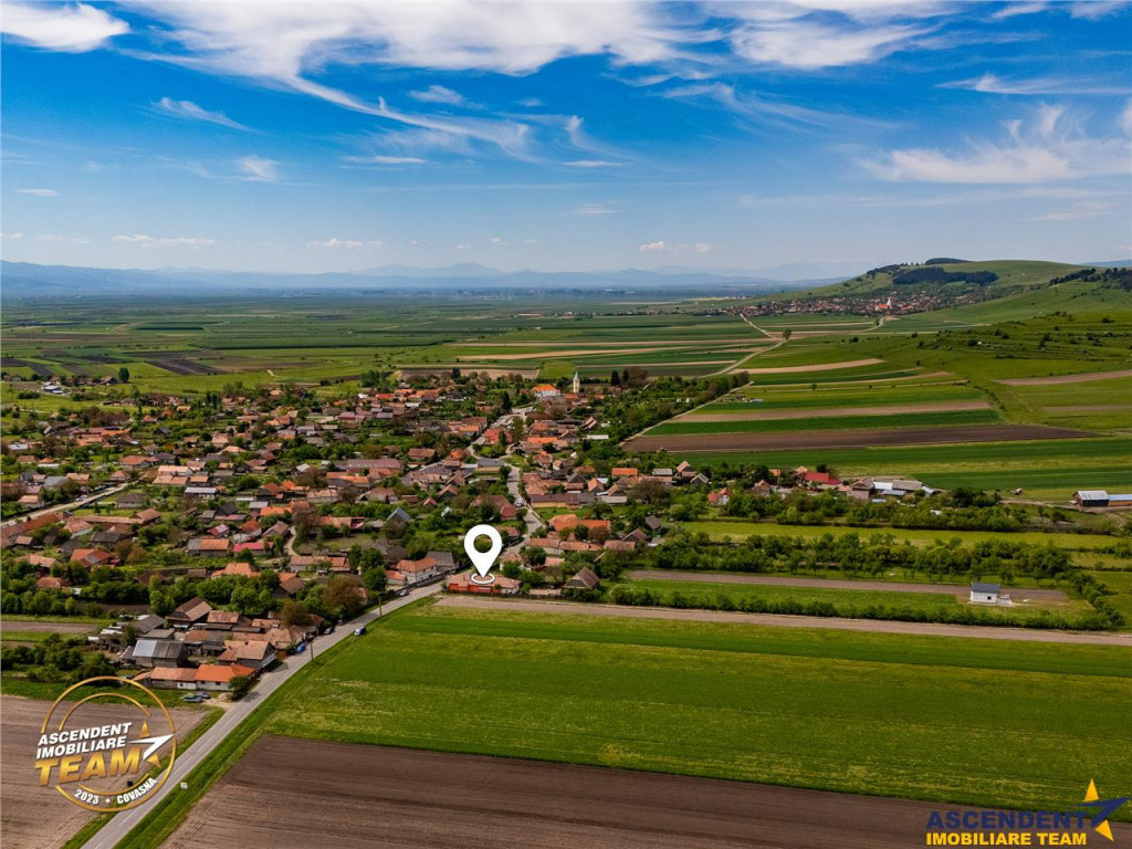 1.200mp teren si casa cu gradina inflorata, aproape de Targu