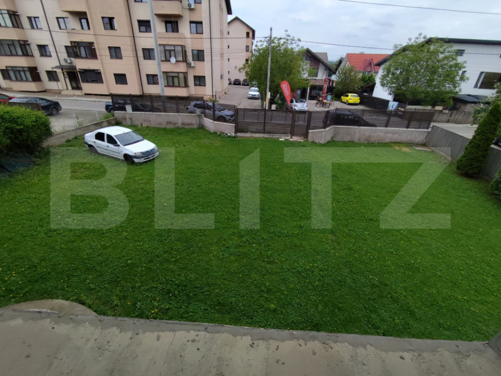Casă cu 4 camere, 2 băi, beci spațios și 400 mp teren