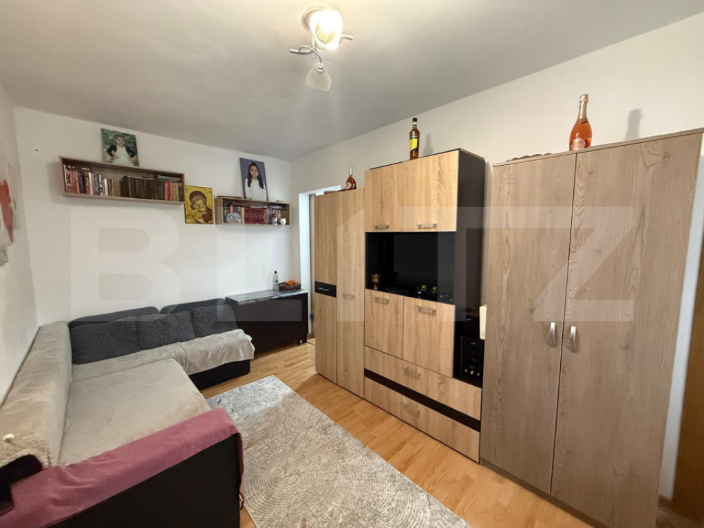 Apartament 2 camere de vanzare – zona Podu Inalt