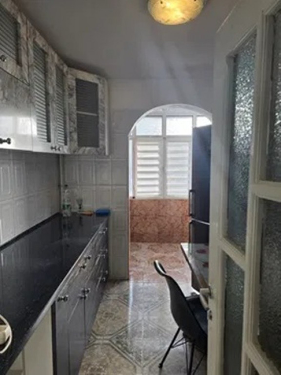 Apartament 3 camere decomandat, et. 2, Nicolina
