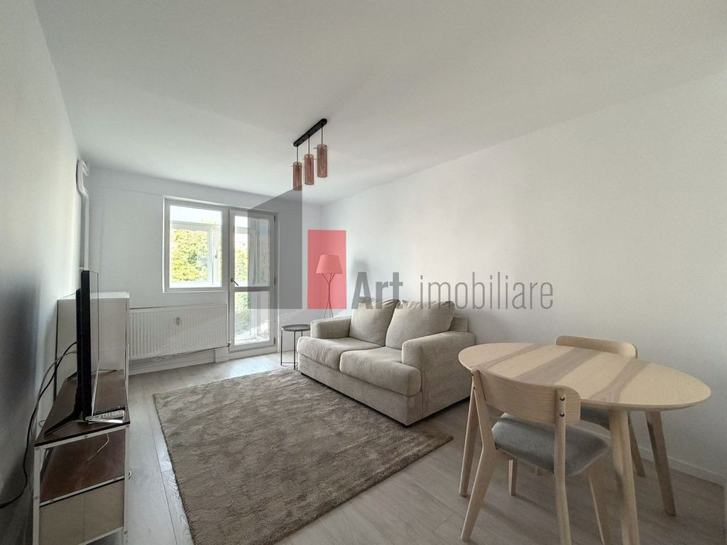 Apartament 2 camere renovat, bloc anvelopat | zona Calea ...