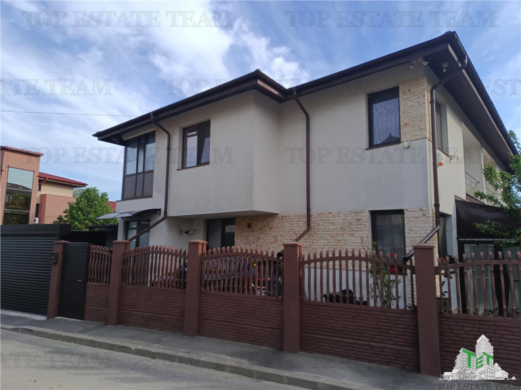 Casa deosebita P 1 cu 4 camere, foisor in curte si garaj, in