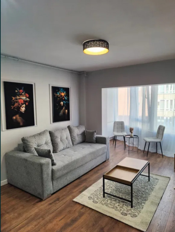 Apartament 2 camere, decomandat - Calea Bucuresti