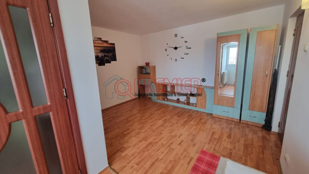 Aparatorii Patriei - Racovita apartament 2 camere