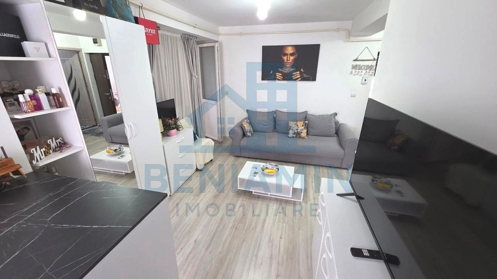 2 camere semidecomandat Brazda Regia de tutun -centrala -...