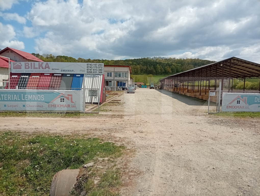 Oportunitate Unica Spatiu Comercial+ Hala+Cladire Rezidentia