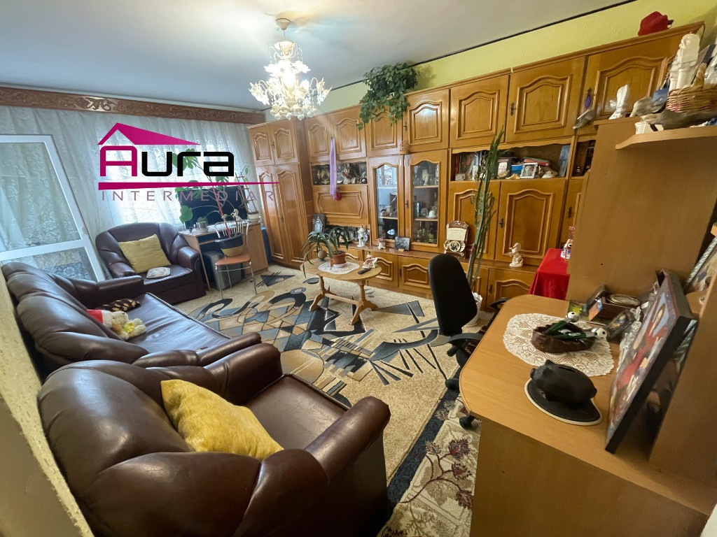 Inchiriez apartament 2 camere zona Str.Mircea Voda