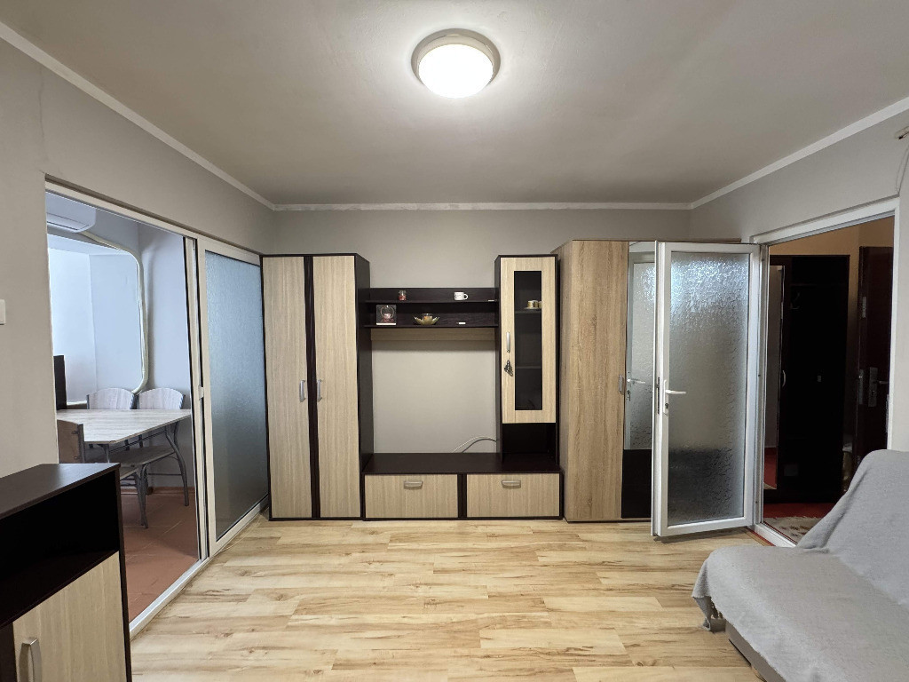 Garsoniera, etaj 3, 23 mp., Armoniei, zona Zahana