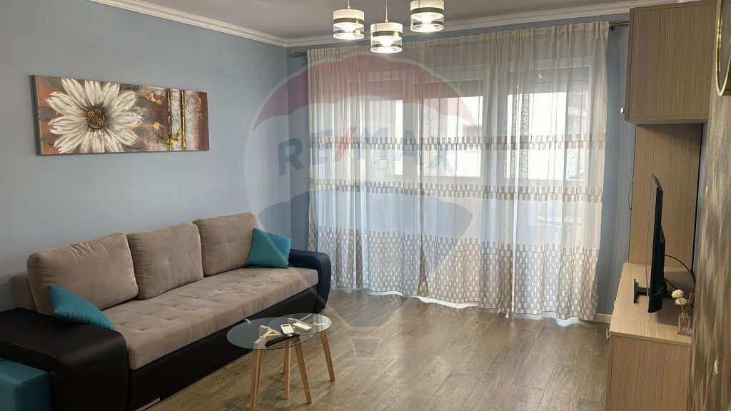 Apartament de închiriat cu 2 camere și loc de parcare ?...