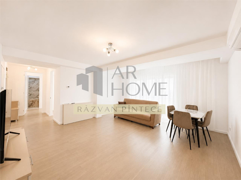 Apartament 3 camere, parcare, ultracentral Ploiesti