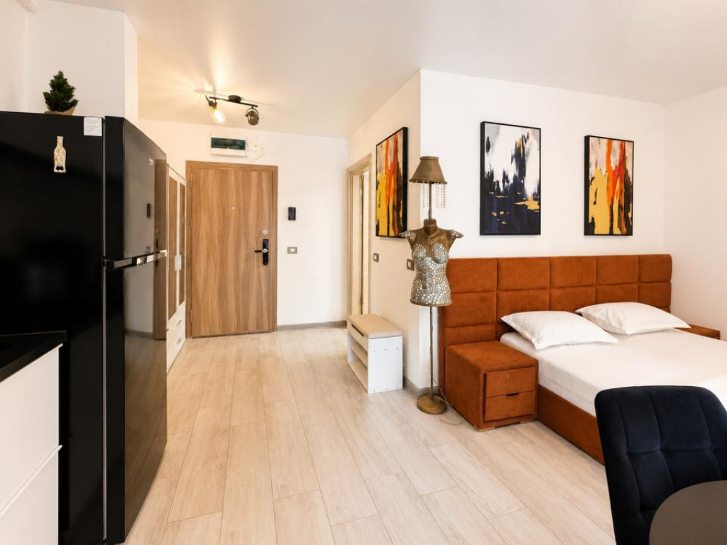Neo Place 37 Alezzi Nord 10 | Studio modern, acces gratuit l