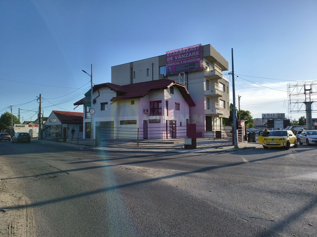 Spațiu comercial pretabil minimarket lângă Pasajul The...