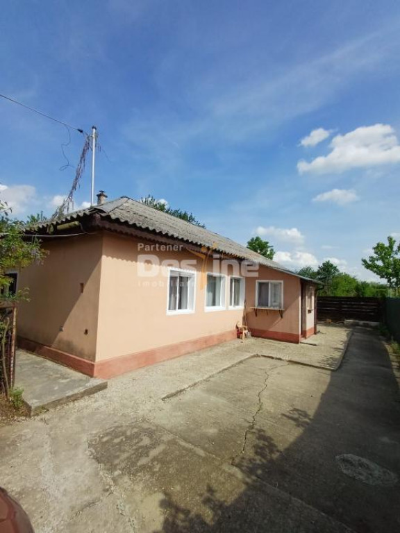 Casă + teren 584 mp de vânzare în Buftea